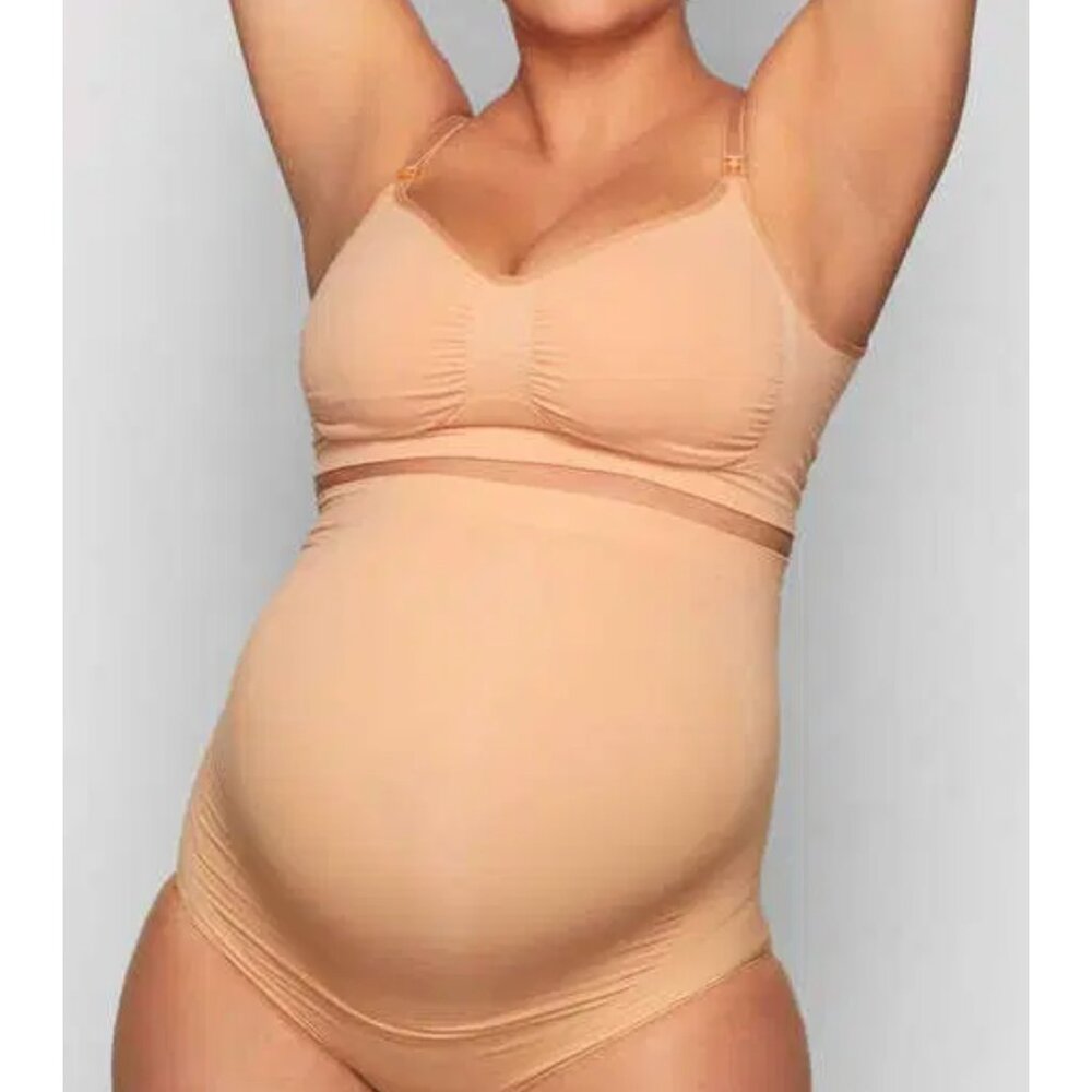 New without tags Skims Seamless Sculpt Maternity Brief High Waisted Size S/M